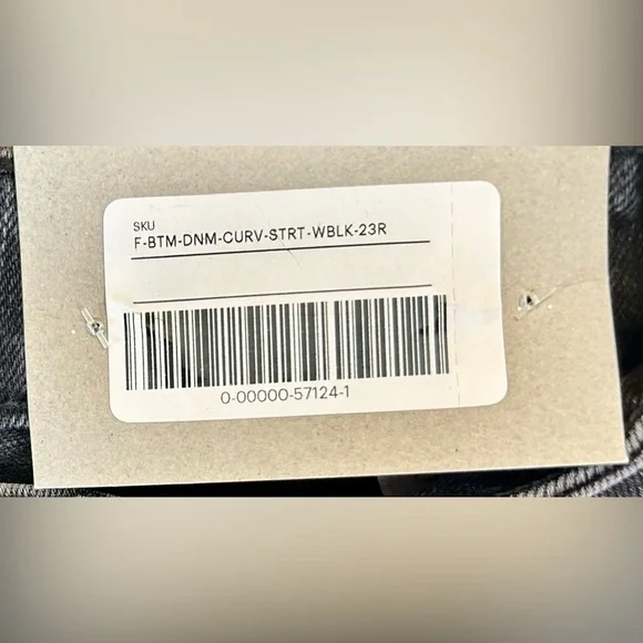 NWT Everlane High Rise ‘The Curvy Cheeky Jean,’ in Washed Black, 23 - Picture 11 of 14